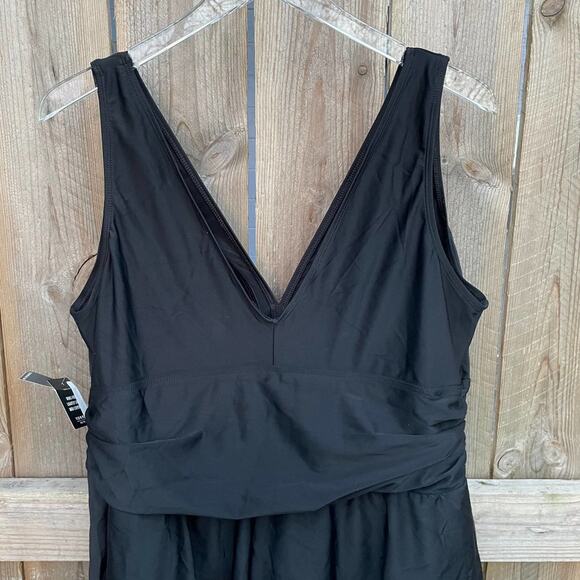 Torrid Swim Dress Wireless Asymmetrical One-Piece Black Short Swim Dress Size 3 - Picture 5 of 12